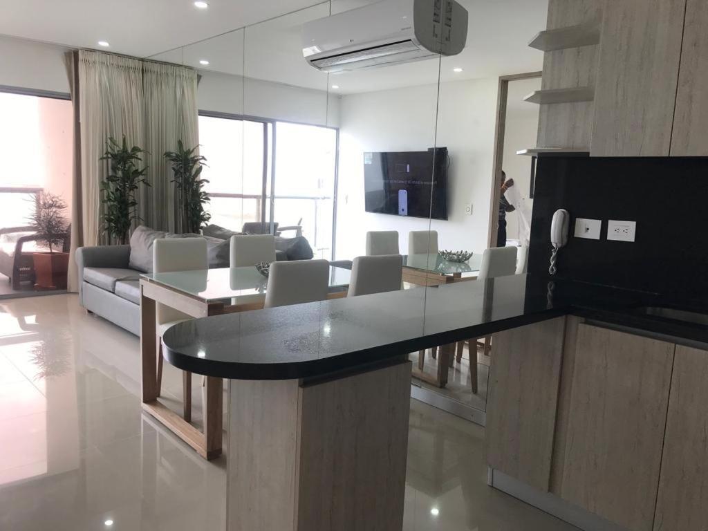 Lago Y Mar Apartamentos Cartagena Eksteriør bilde